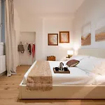 Sweet Home L\'Accademia